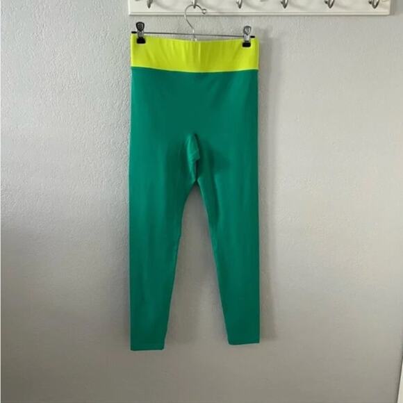 All Access Center Stage Green & Neon High Rise Leggings - Picture 2 of 4